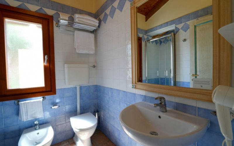 MARINA REY BEACH RESORT